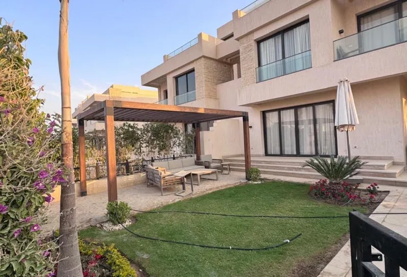 3-bedroom villa 195 m² for sale in Noor City