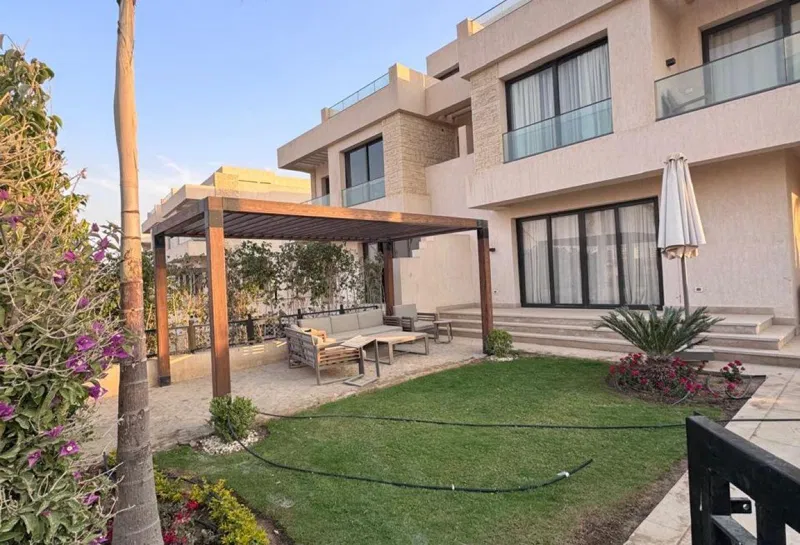 3-bedroom villa 195 m² for sale in Noor City