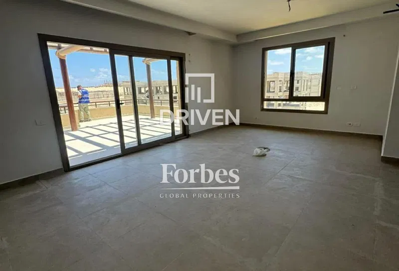 3-bedroom penthouse 152 m² for sale in Hacienda West