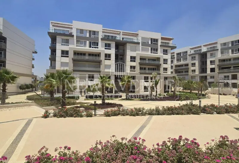3-bedroom duplex 185 m² for sale in Hyde Park Central