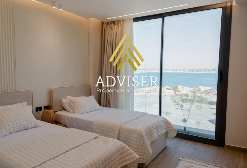 Chalet 42 m² for sale in Marina 5