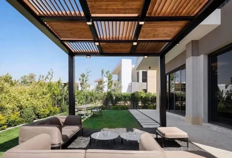5-bedroom villa 210 m² for sale in Creek Town