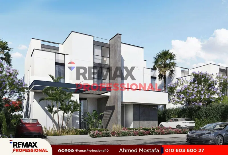 7-bedroom villa 402 m² for sale in Malaz