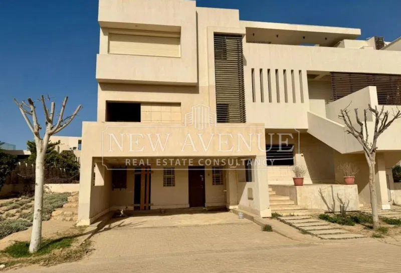 3-bedroom chalet 156 m² for sale in Hacienda Bay