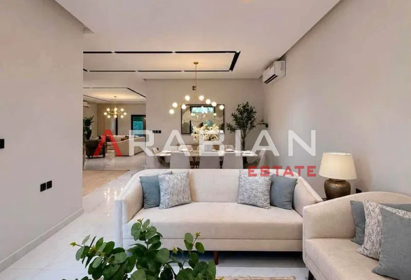 4-bedroom villa 255 m² for sale in Montenapoleone