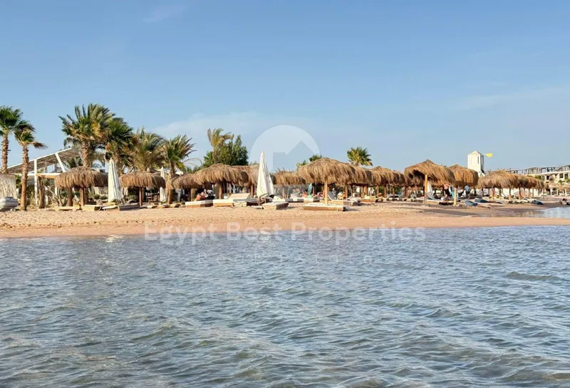 3-bedroom chalet 145 m² for sale in Bay West