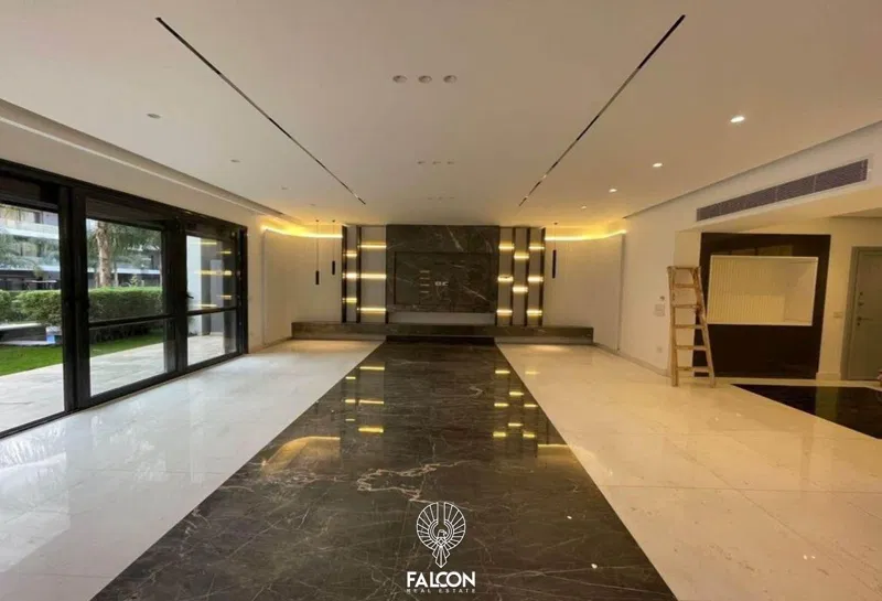 3-bedroom penthouse 186 m² for sale in El Patio 7