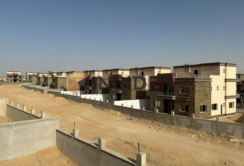 4-bedroom townhouse 200 m² for sale in Taj City