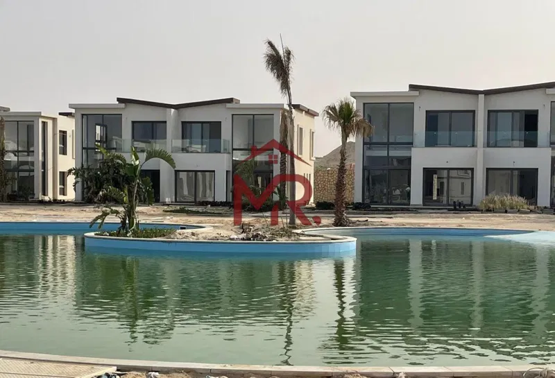 3-bedroom chalet 177 m² for sale in Cali Coast