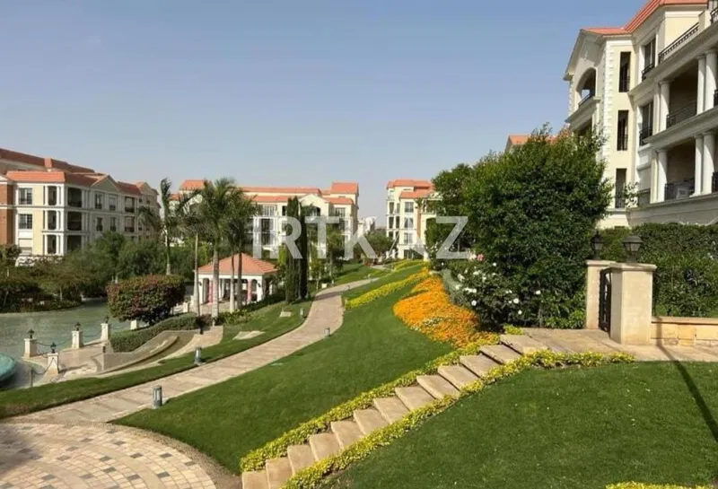 3-bedroom apartment 153 m² for sale in Regent's Square