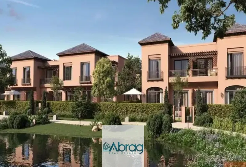 تاون هاوس 4 غرف 223 م² للبيع في فيلدج ويست، Village West
