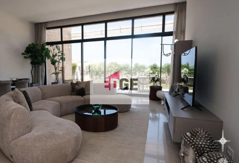 3-bedroom chalet 160 m² for sale in Silver Sands
