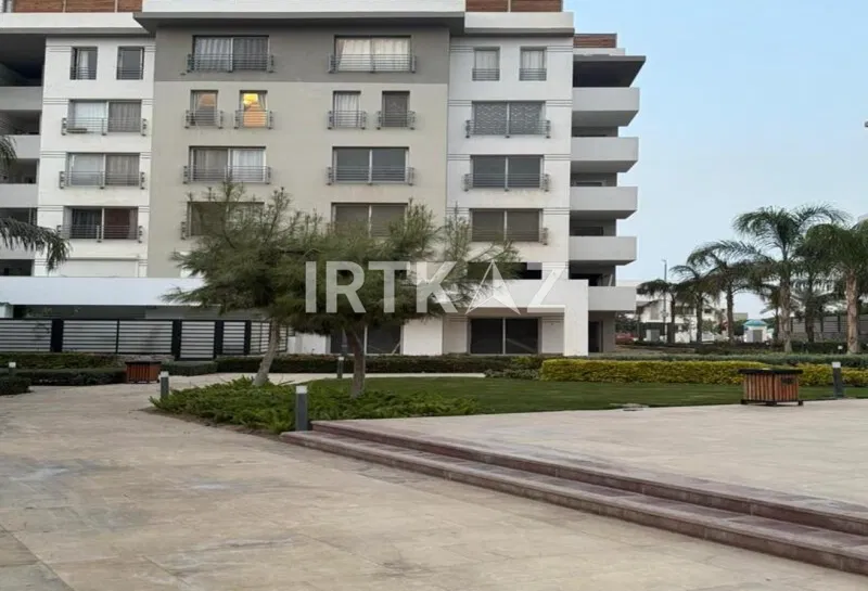 3-bedroom apartment 144 m² for sale in Hyde Park, Garden Residence