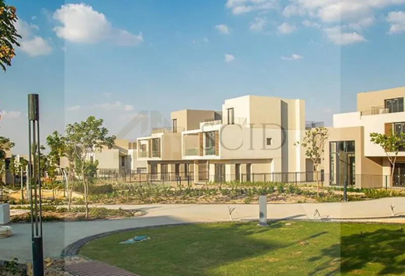 3-bedroom penthouse 225 m² for sale in SODIC East