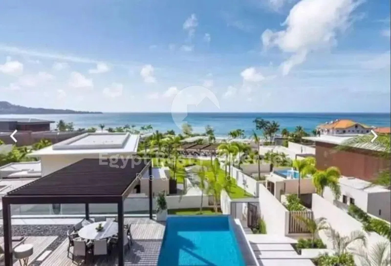 3-bedroom chalet 120 m² for sale in Seashore