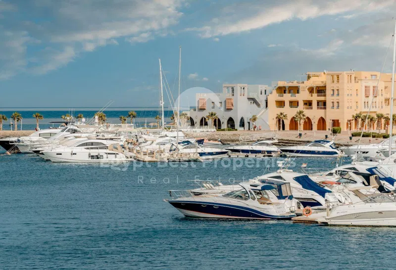 شاليه 3 غرف 160 م² للبيع في Tawila El Gouna