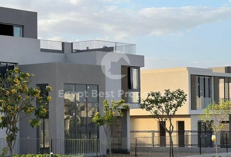 3-bedroom apartment 155 m² for sale in SODIC East