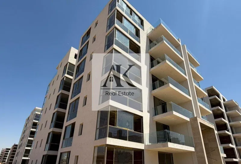 3-bedroom apartment 181 m² for sale in Lake View Residence