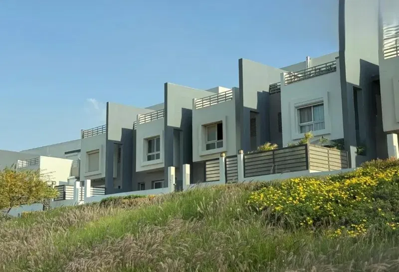 تاون هاوس 3 غرف 200 م² للبيع في هايد بارك، Garden Residence