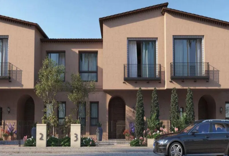 تاون هاوس 4 غرف 220 م² للبيع في فيلدج ويست، Village West