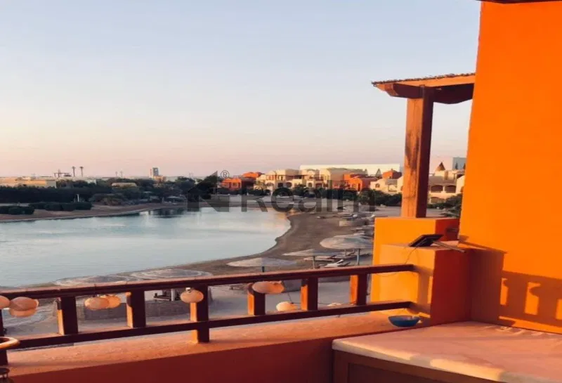 شاليه غرفة 115 م² للبيع في ابر نوبيا
