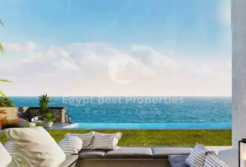 3-bedroom chalet 155 m² for sale in Silver Sands