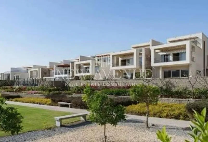 3-bedroom townhouse 208 m² for sale in SODIC East