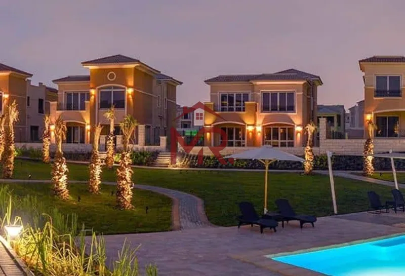 تاون هاوس 3 غرف 190 م² للبيع في The Hills at Stone Park