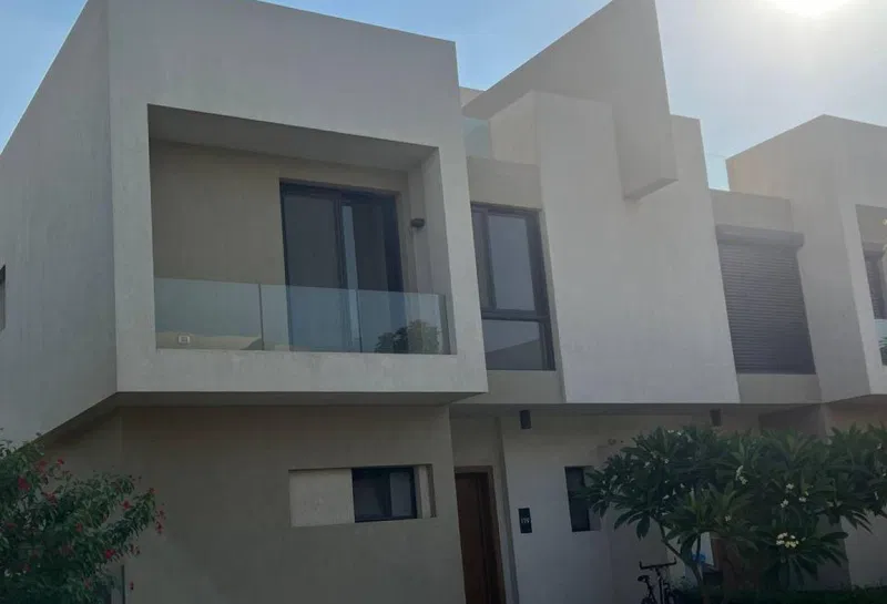 3-bedroom villa 160 m² for sale in Al Burouj Compound