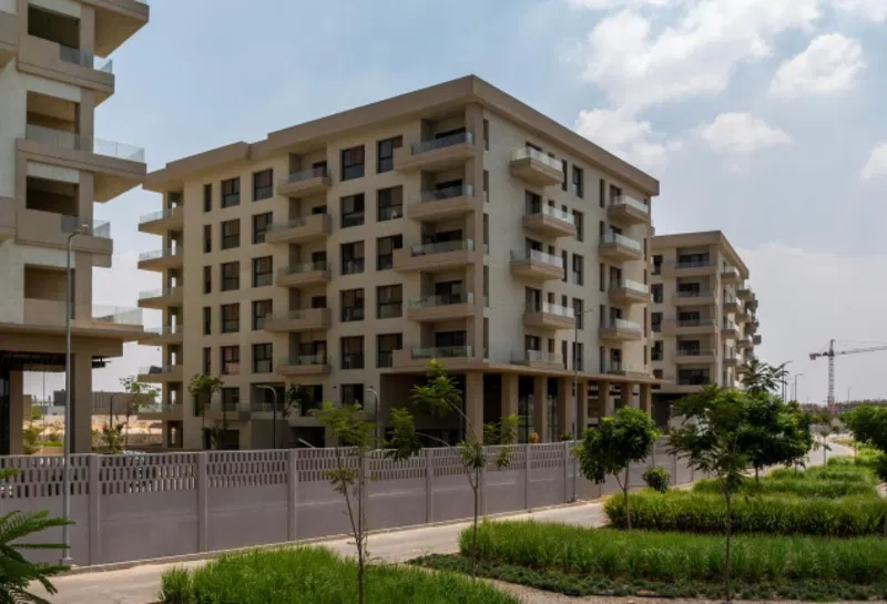 3-bedroom apartment 180 m² for sale in Al Burouj Compound