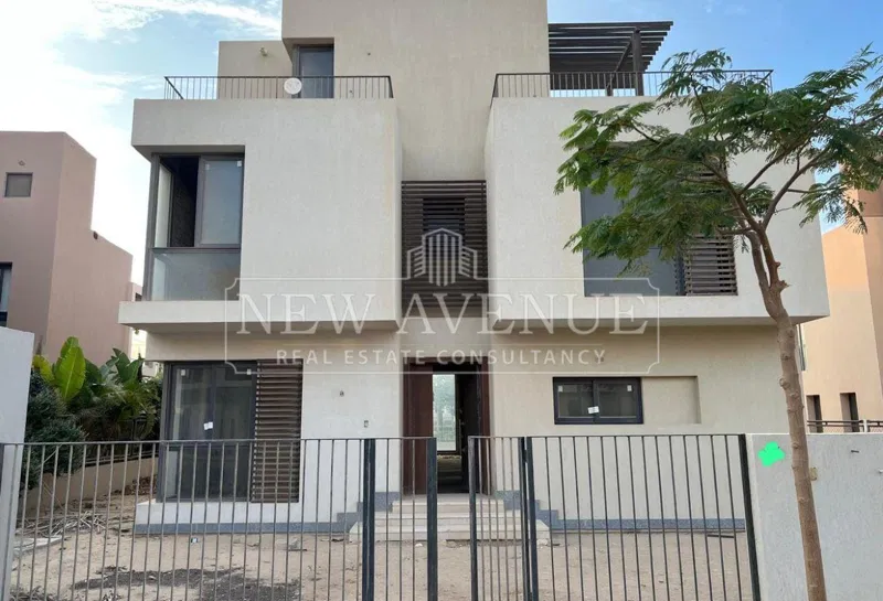 3-bedroom apartment 155 m² for sale in SODIC East