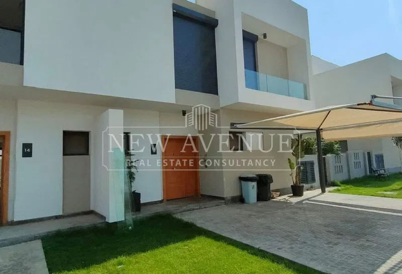 توين هاوس 3 غرف 321 م² للبيع في Al Burouj Compound