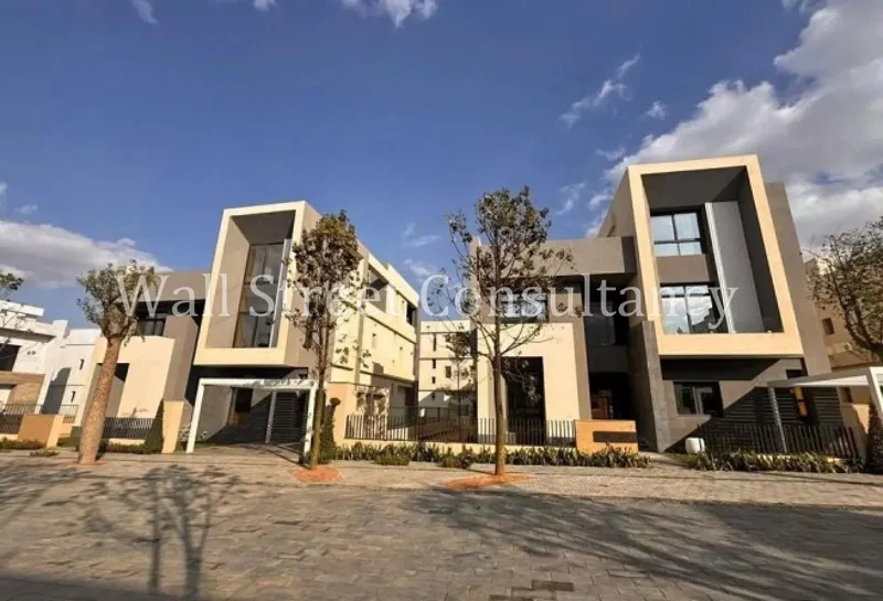 4-bedroom townhouse 300 m² for sale in Saada Compound