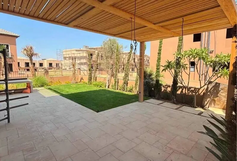 4-bedroom townhouse 223 m² for sale in Village West