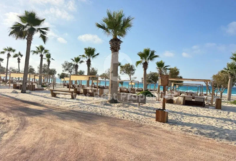 3-bedroom chalet 170 m² for sale in Silver Sands