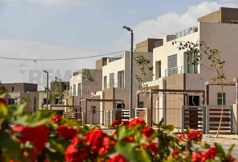 5-bedroom villa 194 m² for sale in Palm Hills