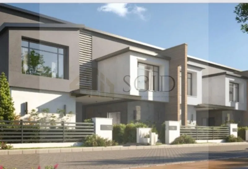 4-bedroom villa 200 m² for sale in Creek Town