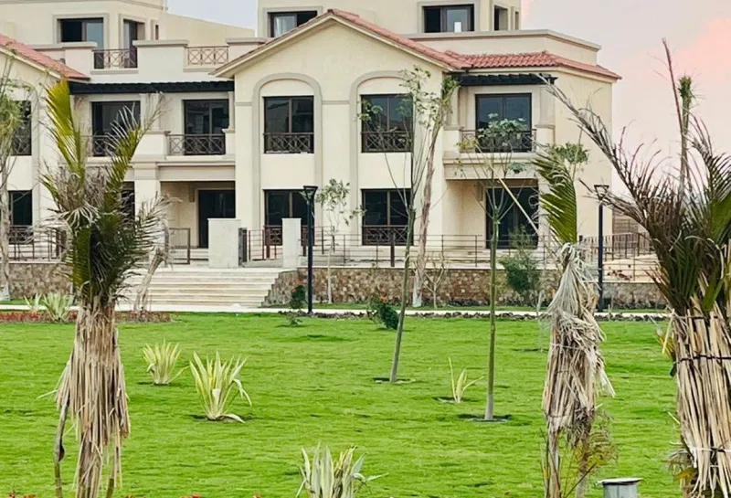 4-bedroom townhouse 211 m² for sale in Noor City