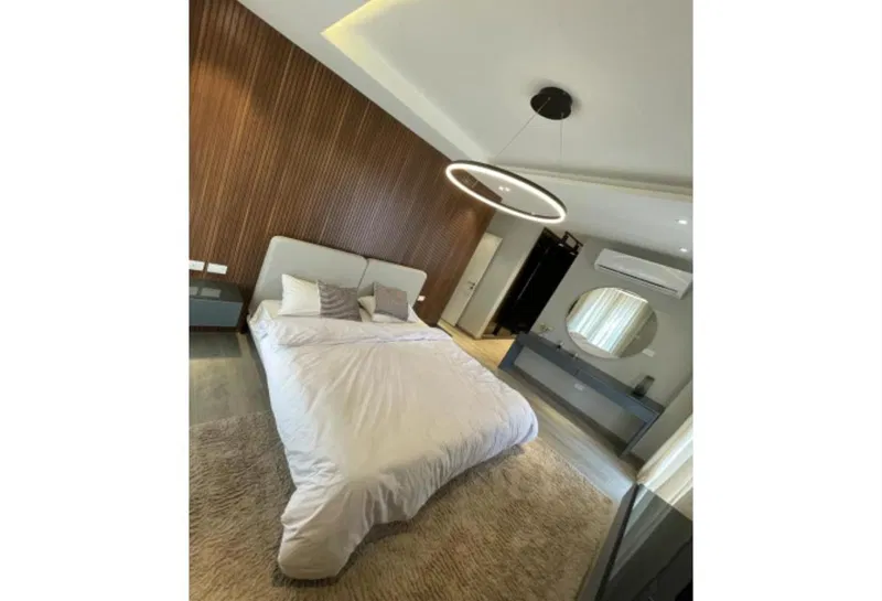 شقة 3 غرف 164 م² للبيع في فيلدج ويست، Village West