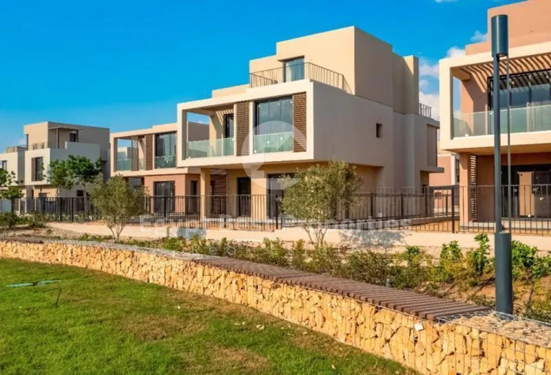 3-bedroom apartment 223 m² for sale in SODIC East