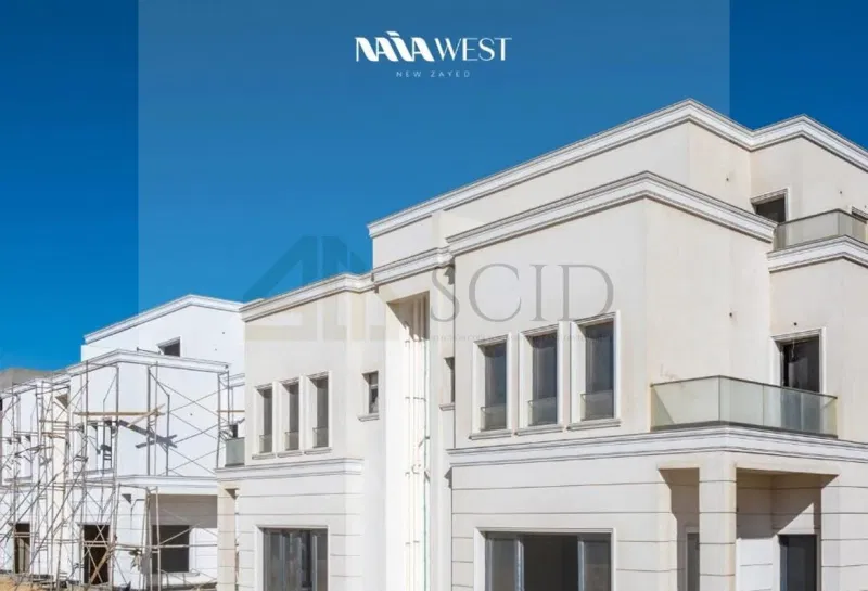 4-bedroom townhouse 245 m² for sale in Naia West