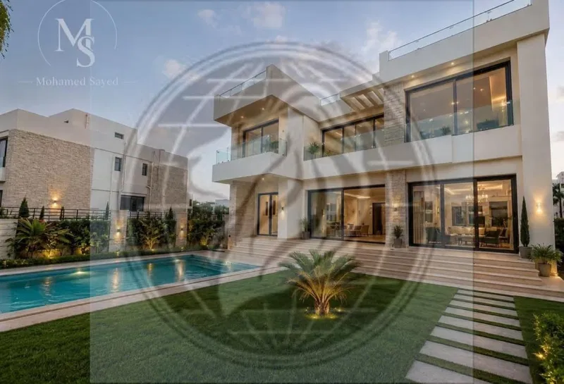4-bedroom villa 500 m² for sale in Noor City