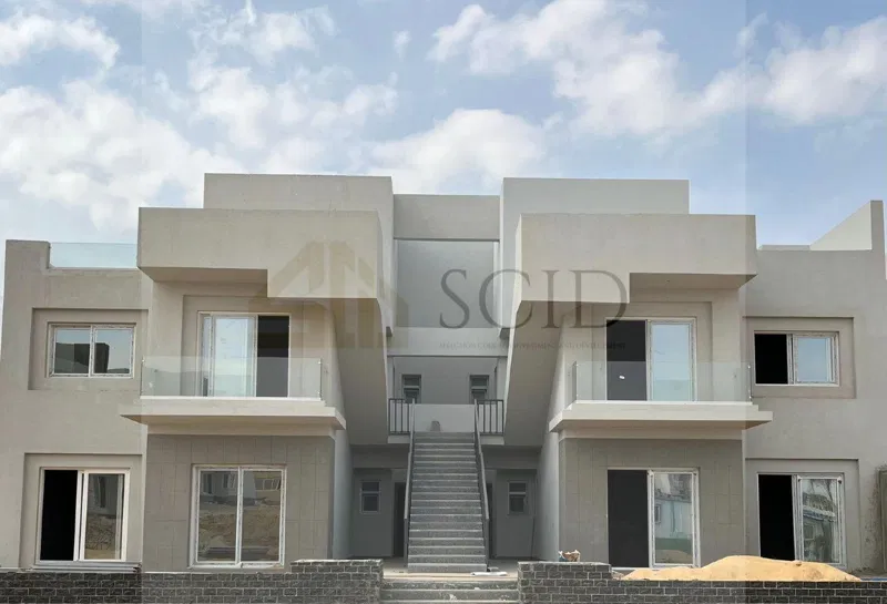 3-bedroom townhouse 270 m² for sale in V levels