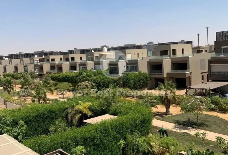 تاون هاوس 3 غرف 282 م² للبيع في بالم هيلز القاهرة الجديدة، Palm Hills New Cairo