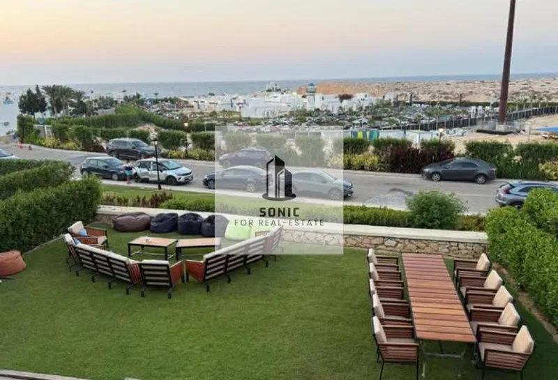 تاون هاوس 3 غرف 185 م² للبيع في LVLS By Mountain View