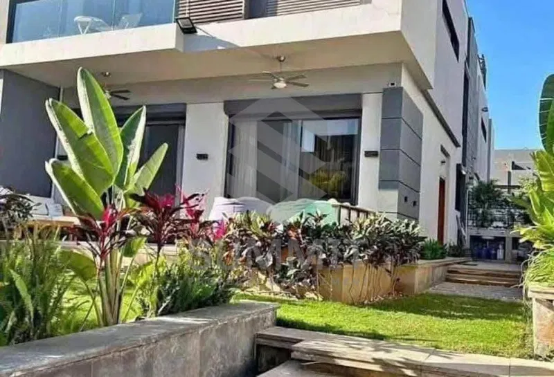5-bedroom townhouse 285 m² for sale in Al Burouj Compound