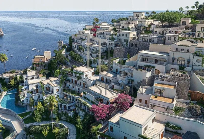 3-bedroom chalet 126 m² for sale in The Med , The Med