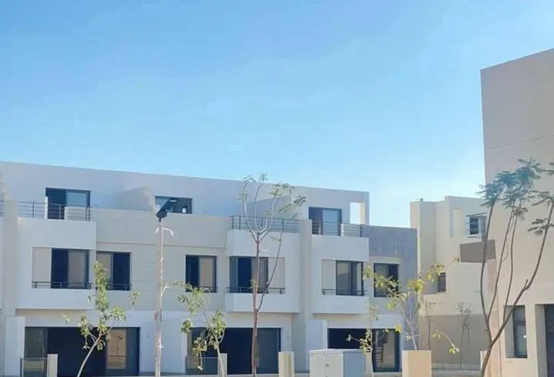 4-bedroom townhouse 197 m² for sale in Palm Hills