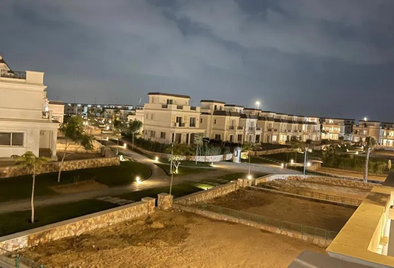 3-bedroom townhouse 210 m² for sale in Mountain View 4