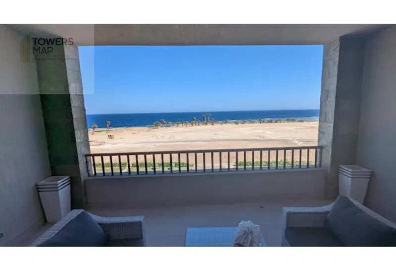 2-bedroom chalet 112 m² for sale in Reef Town